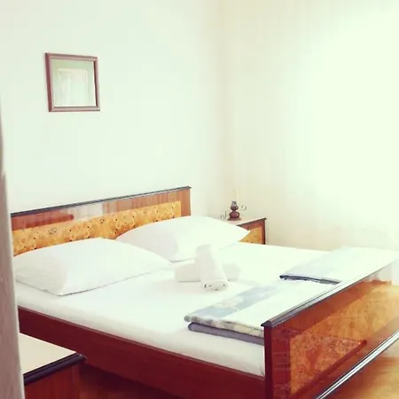Apartment Vesna *